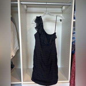 Alice + Olivia Black One-Shoulder Mini Dress Size 4